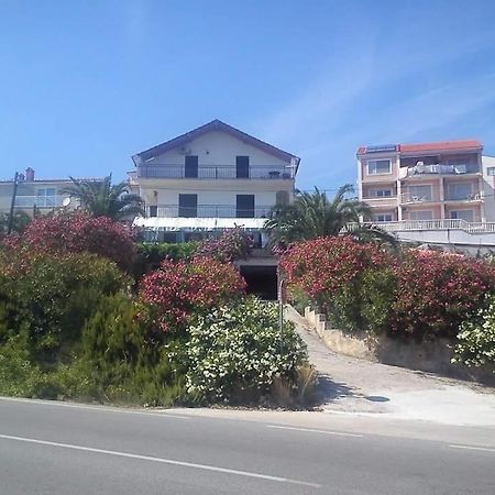 Apartmani Ruzmarin - Seget Donji, Traù Esterno foto