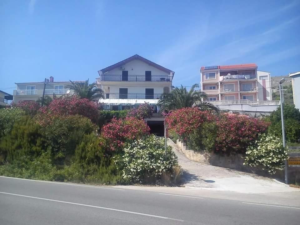 Apartmani Ruzmarin - Seget Donji, Traù Esterno foto