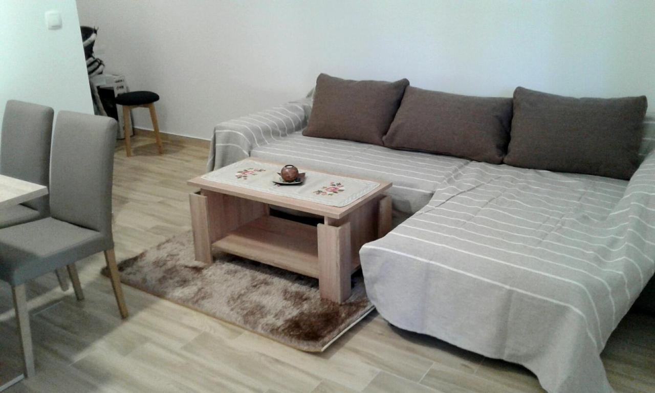 Apartmani Ruzmarin - Seget Donji, Traù Esterno foto
