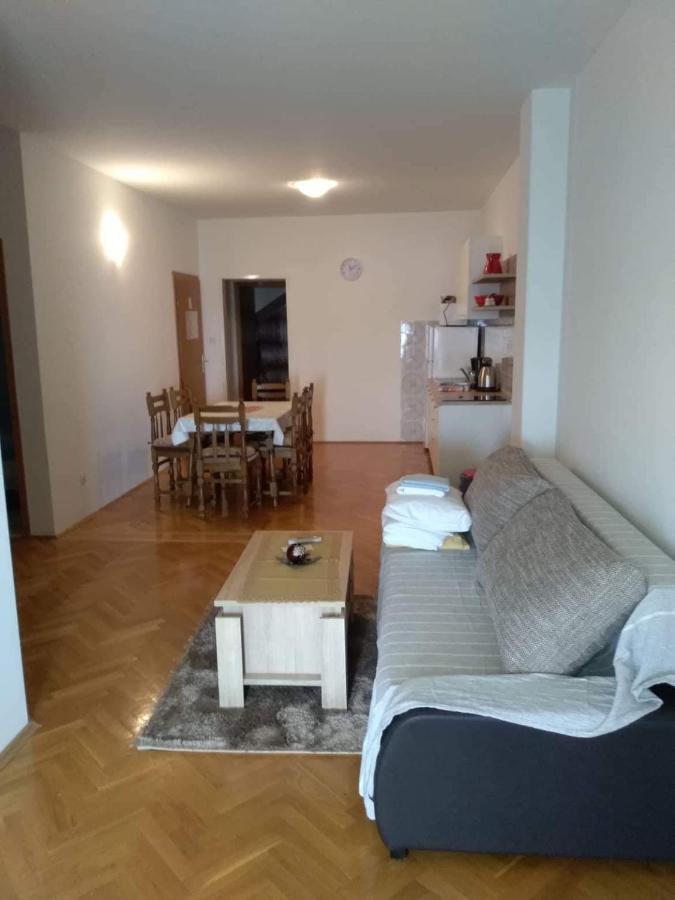 Apartmani Ruzmarin - Seget Donji, Traù Esterno foto