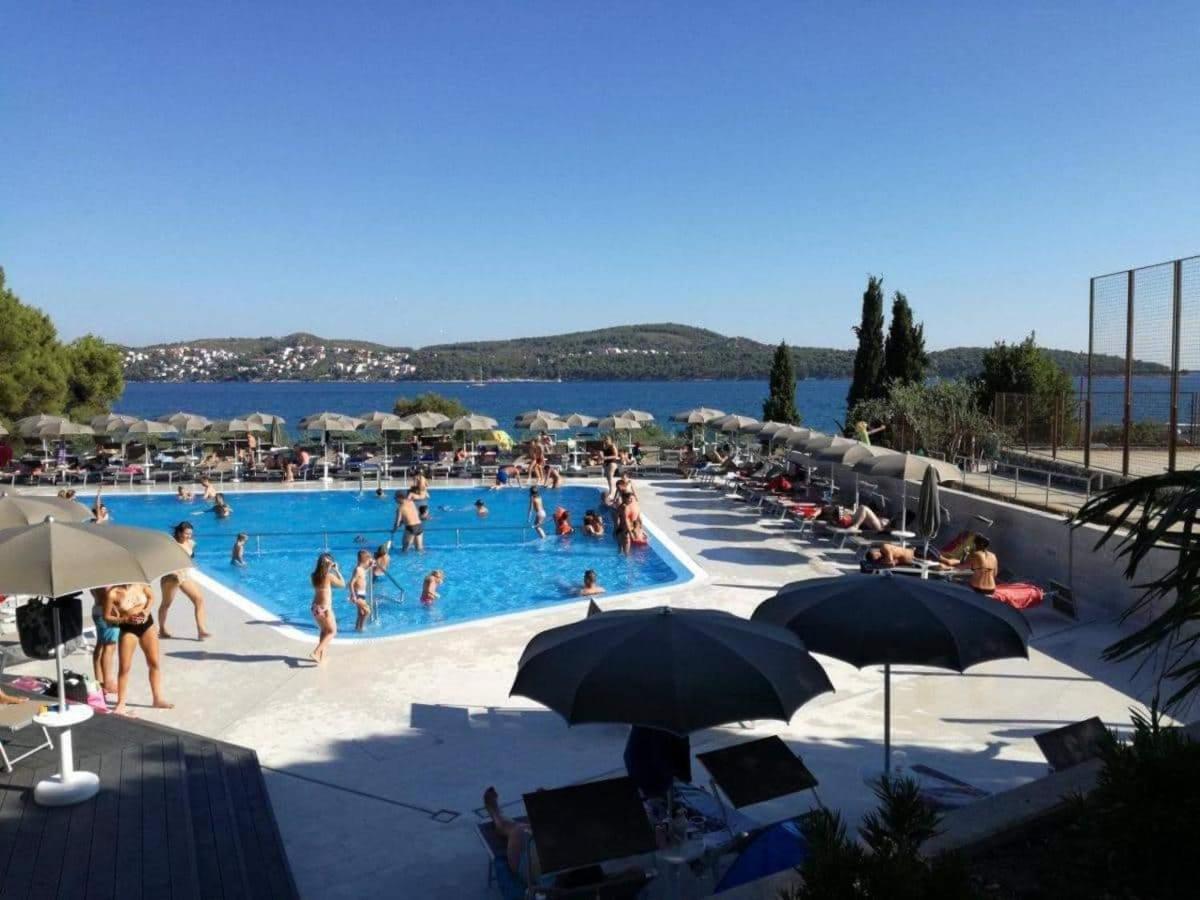 Apartmani Ruzmarin - Seget Donji, Traù Esterno foto