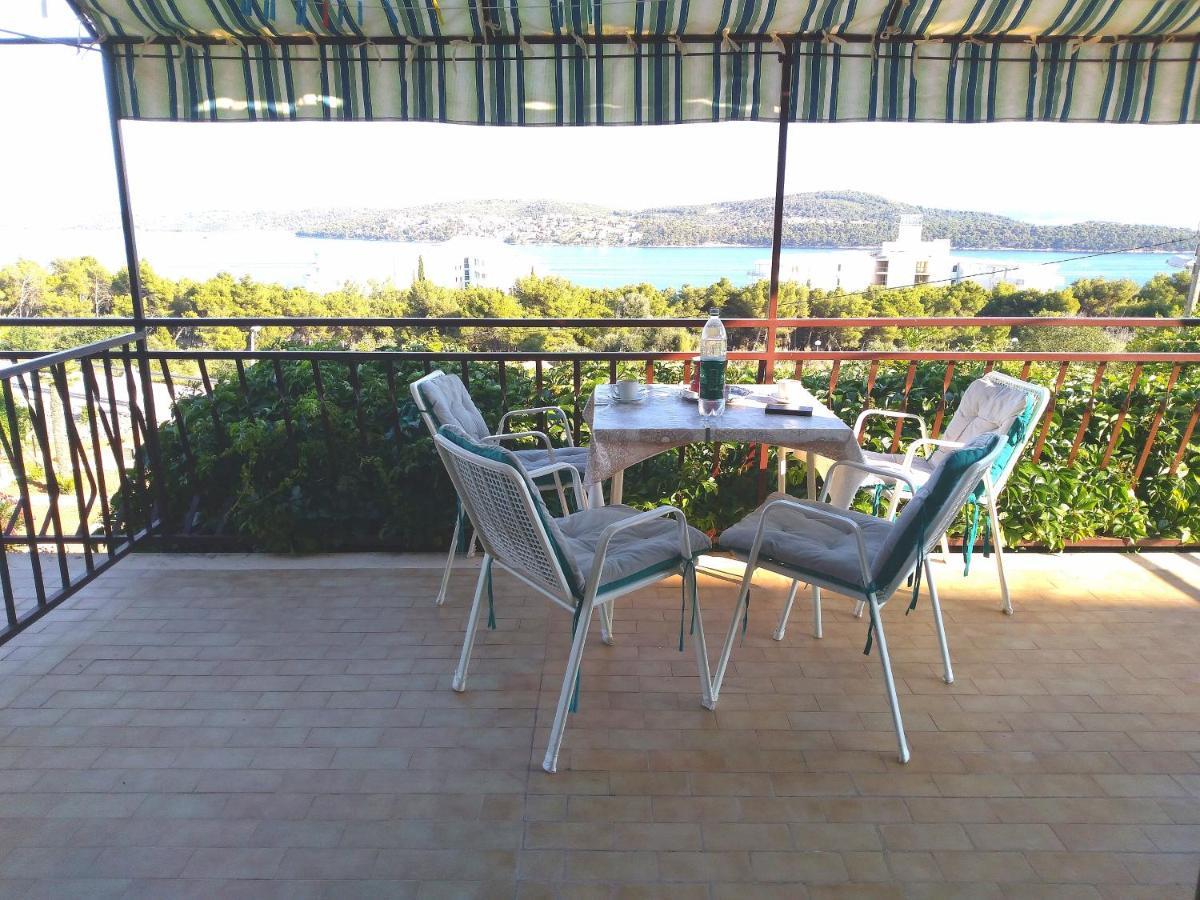 Apartmani Ruzmarin - Seget Donji, Traù Esterno foto