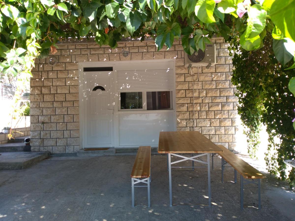 Apartmani Ruzmarin - Seget Donji, Traù Esterno foto