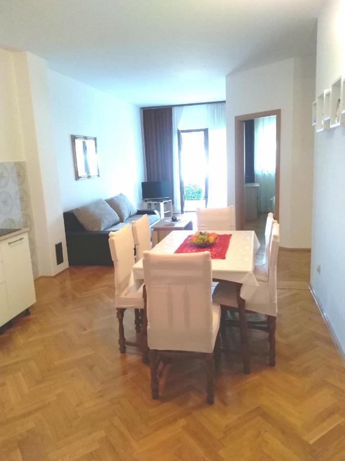 Apartmani Ruzmarin - Seget Donji, Traù Esterno foto
