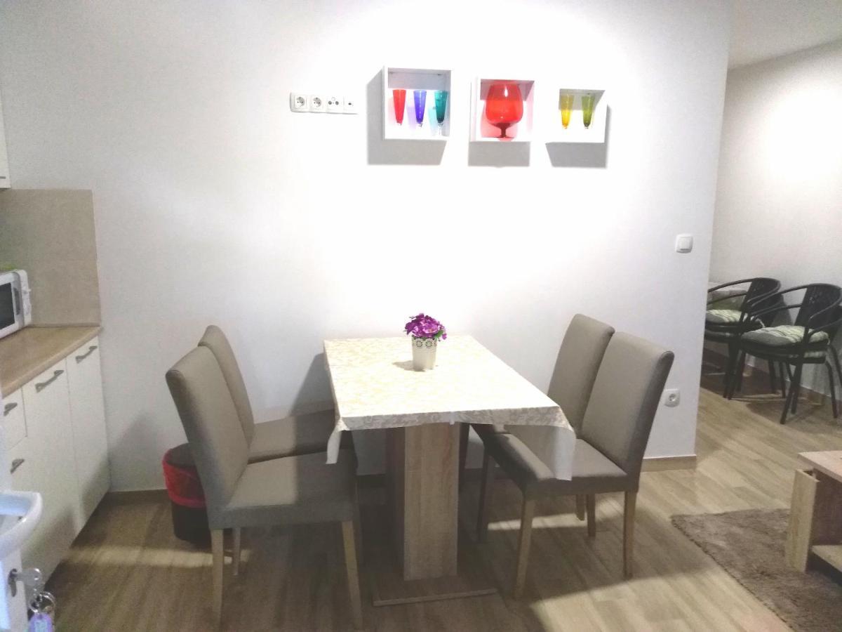 Apartmani Ruzmarin - Seget Donji, Traù Esterno foto